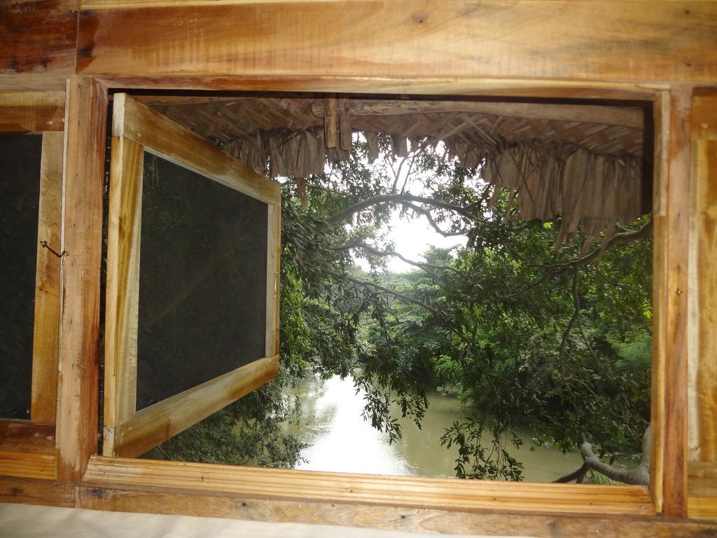 Kumbuk Tree House Villa Тисамахарама Стая снимка
