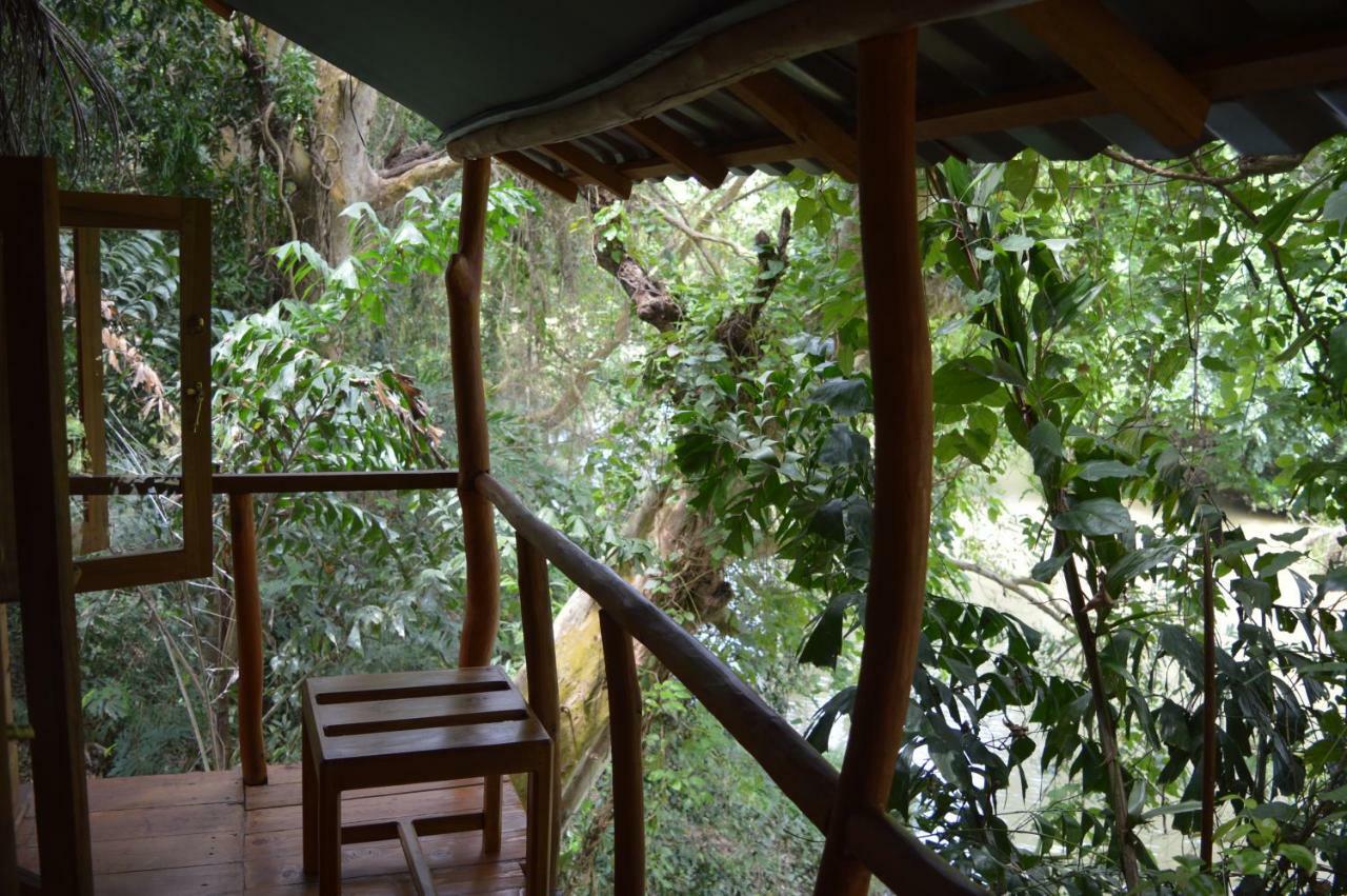 Kumbuk Tree House Villa Тисамахарама Екстериор снимка