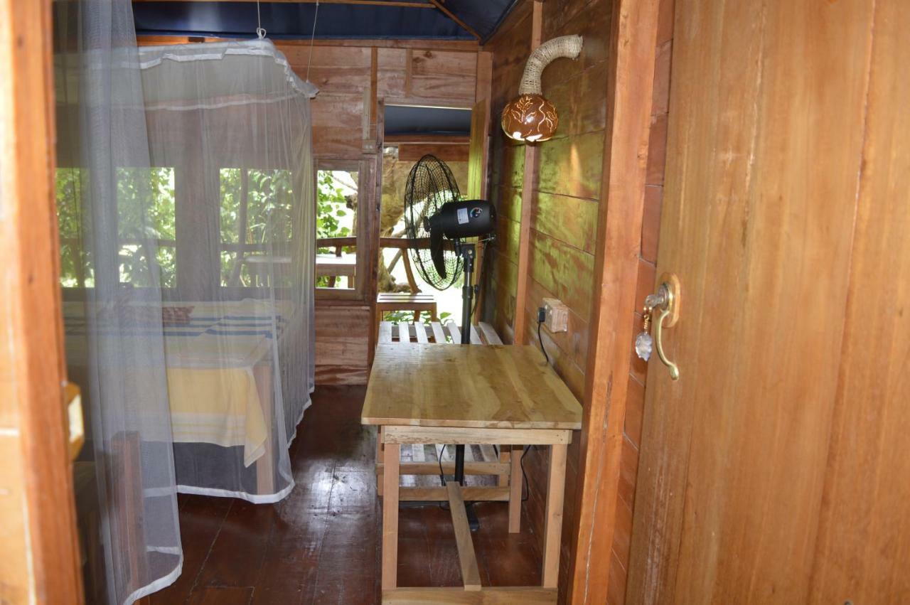 Kumbuk Tree House Villa Тисамахарама Екстериор снимка